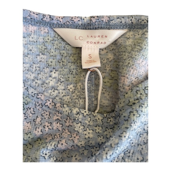 LC Lauren Conrad Sz S Semi Sheer Floral Blouse Top Sleeve NWT - Picture 4 of 6